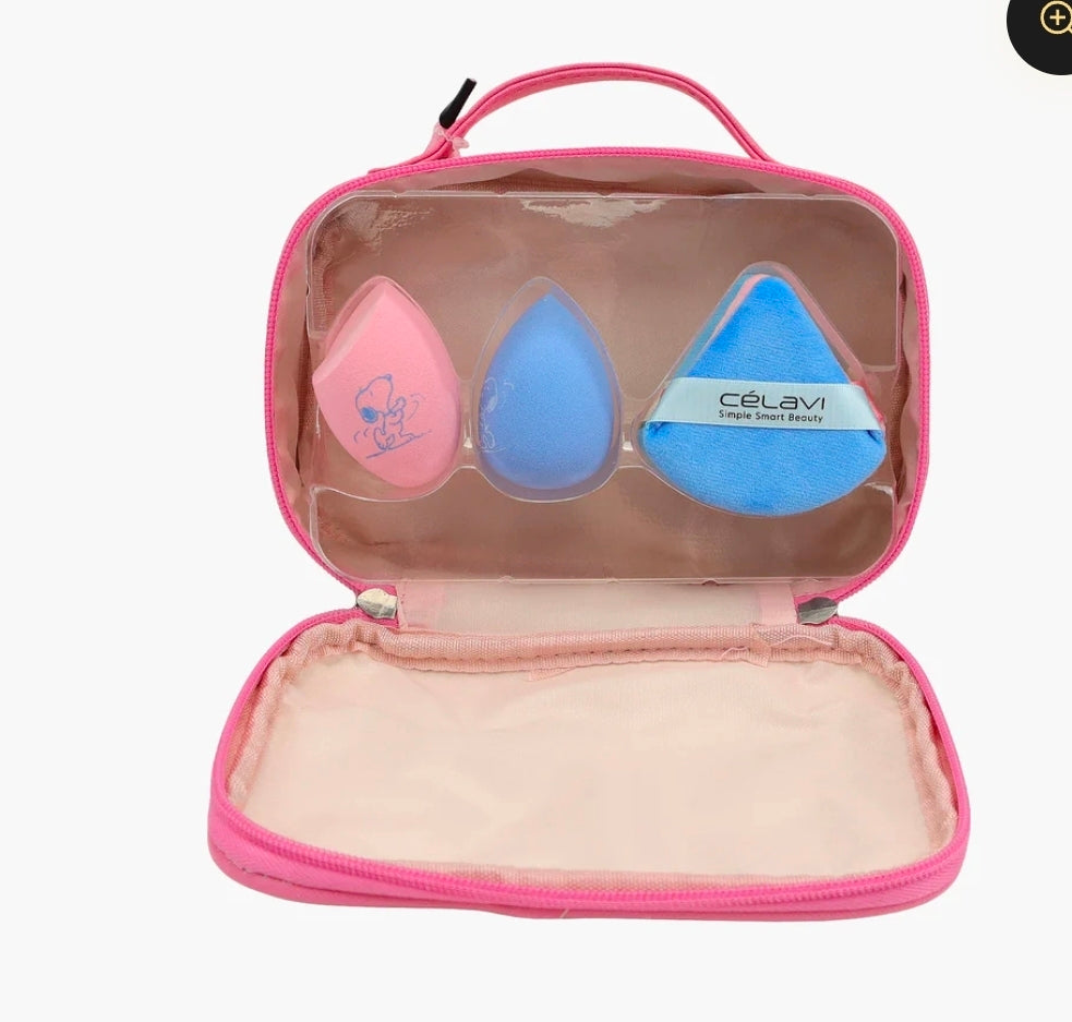 COLLABORATIONS
PEANUTS BLENDER SET WITH MAKEUP BAG