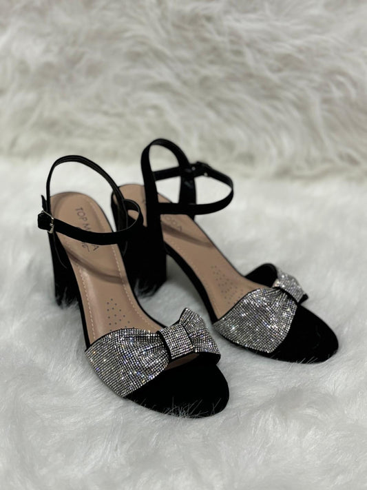 Black Avani