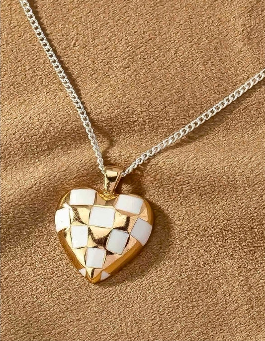 WHITE/GOLD HEART NECKLACE