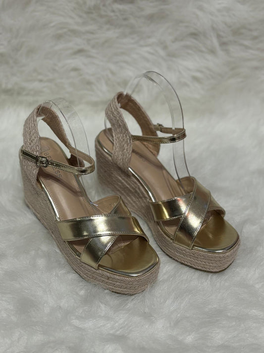 Gold Wedges
